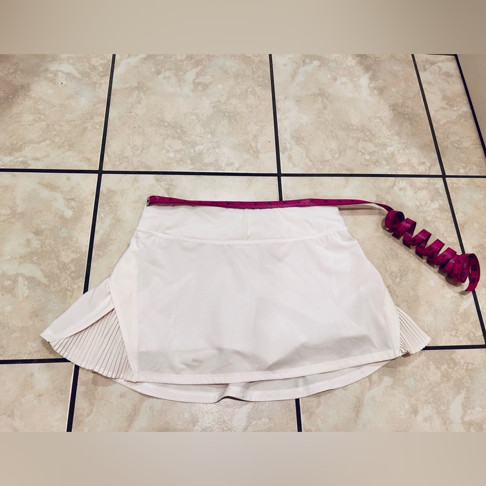 White Lululemon Pleated Tennis Skirt size 4